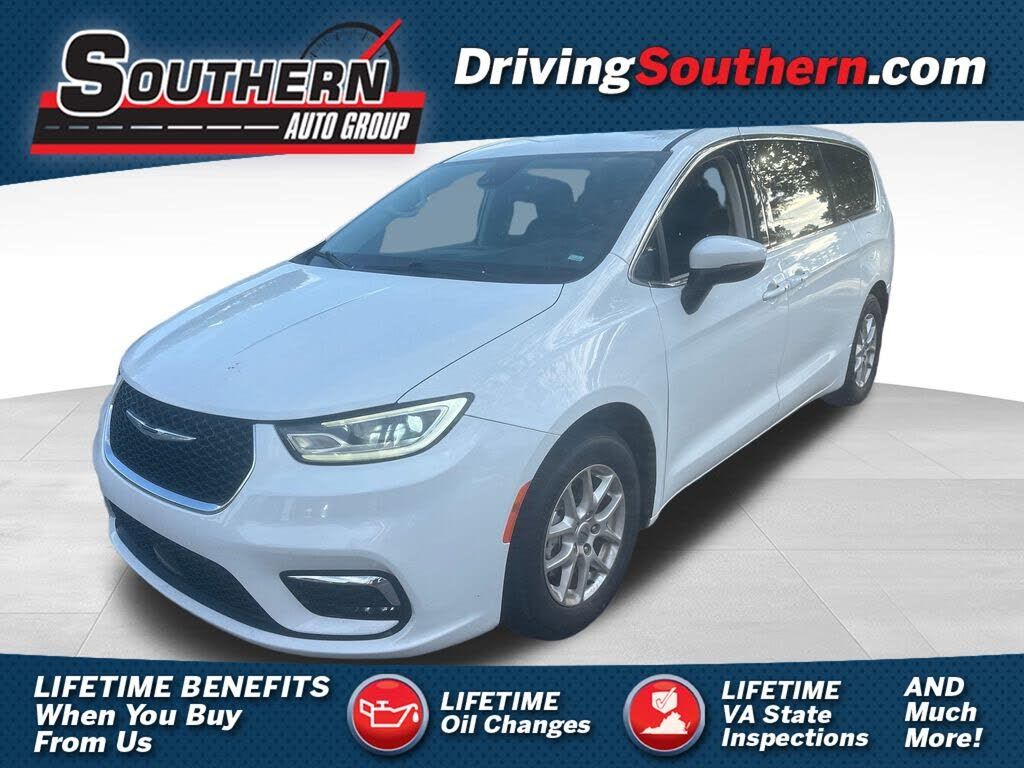 2023 CHRYSLER Pacifica