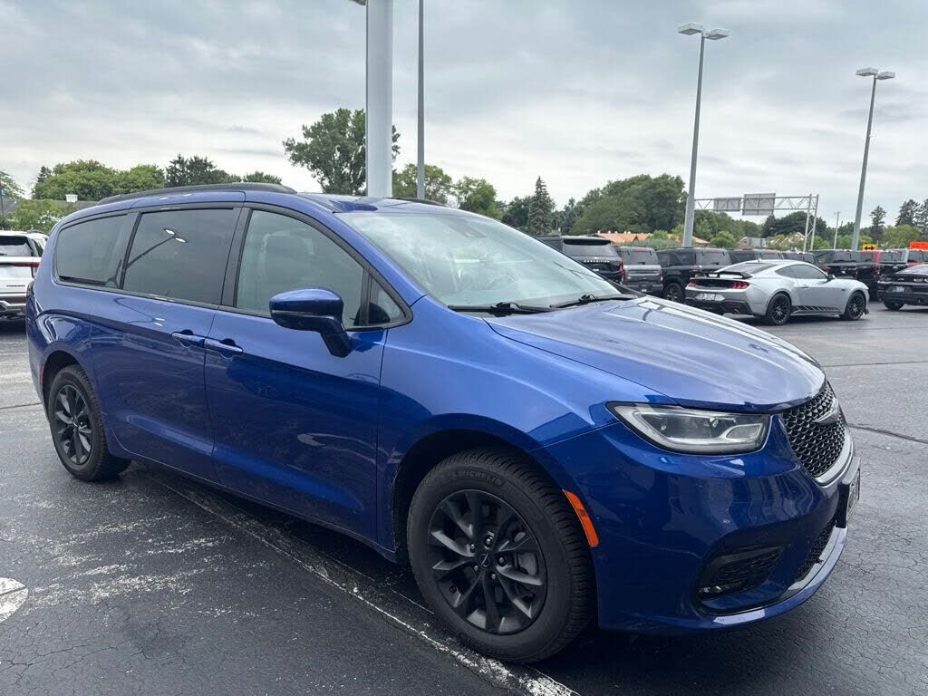2021 CHRYSLER Pacifica