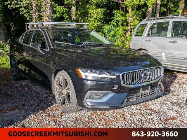2022 VOLVO S60