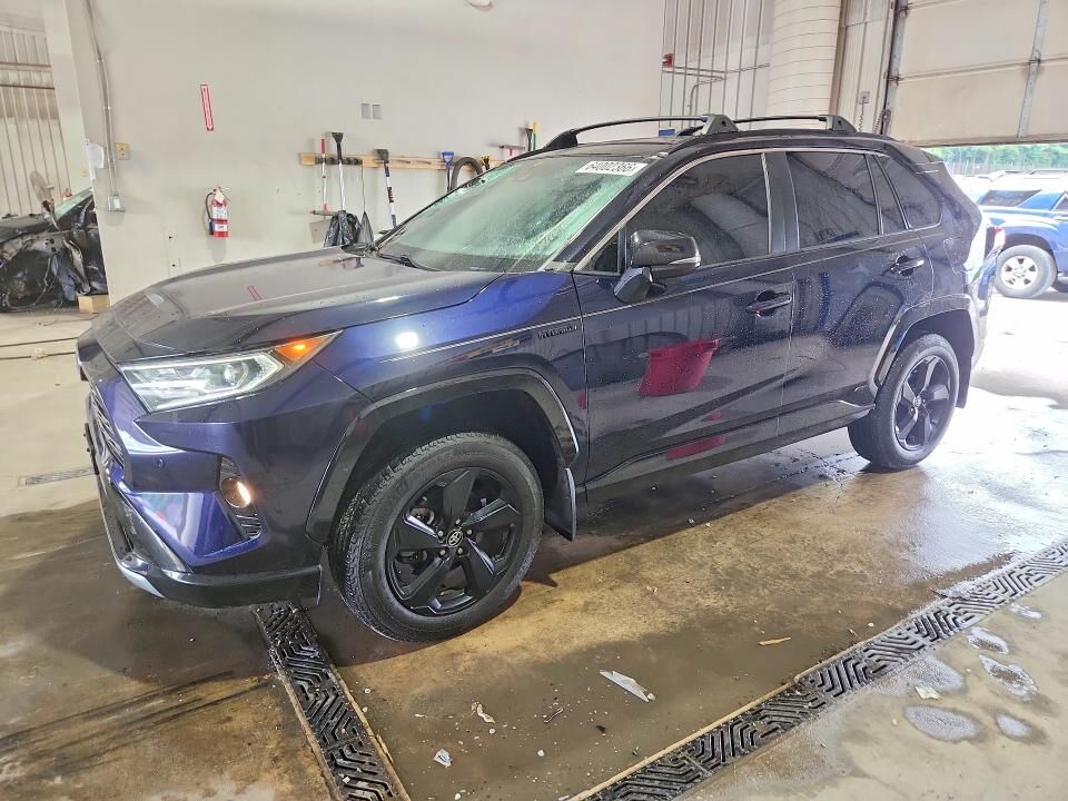 2020 TOYOTA RAV4
