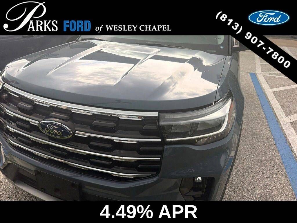 2025 FORD Explorer