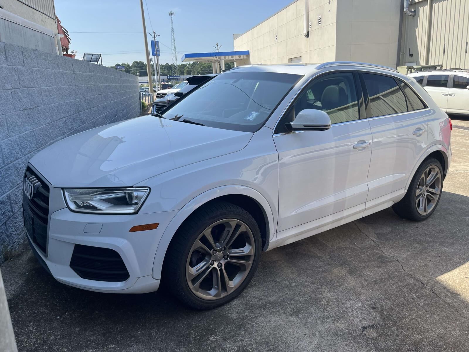 2016 AUDI Q3