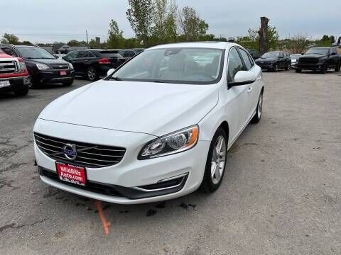 2015 VOLVO S60