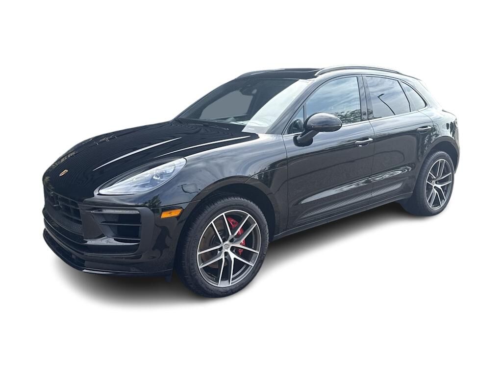 2026 PORSCHE Cayenne