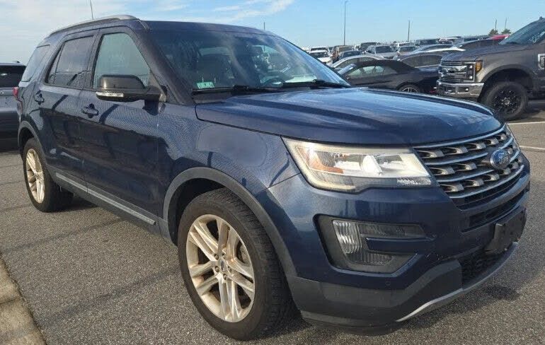2016 FORD Explorer