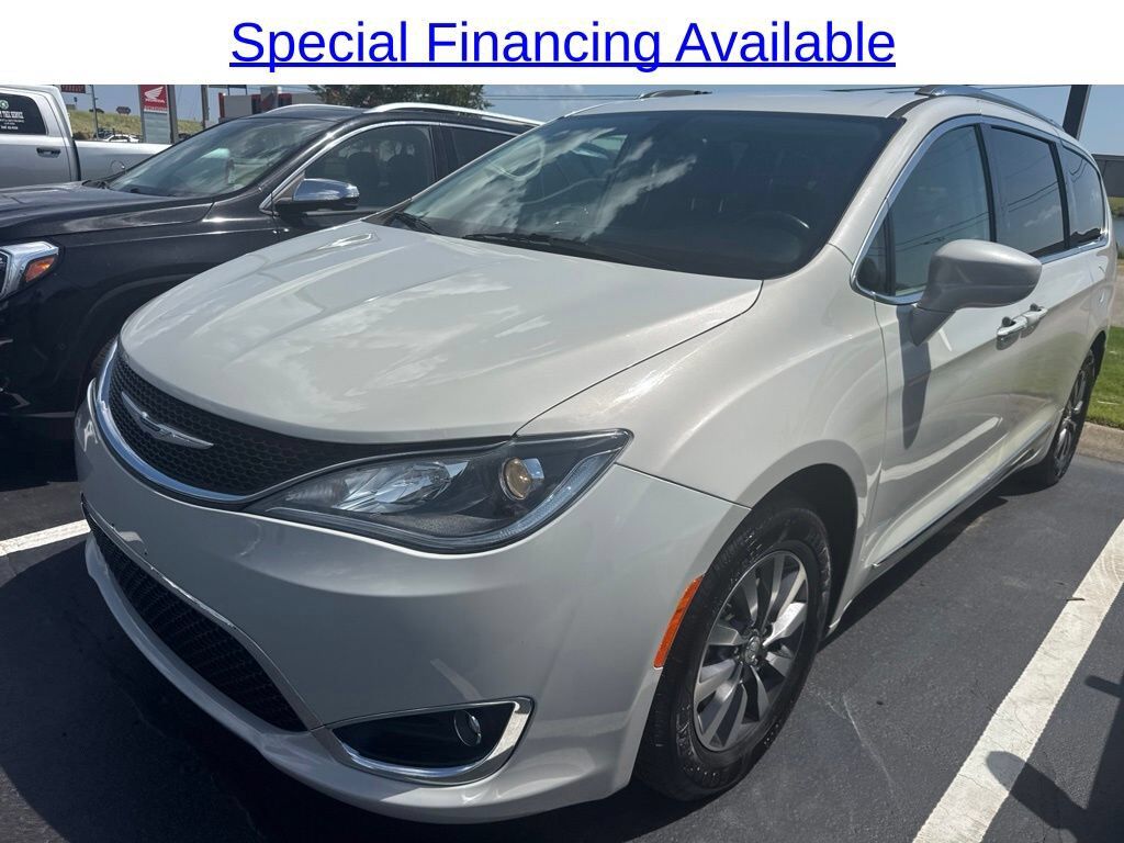 2019 CHRYSLER Pacifica