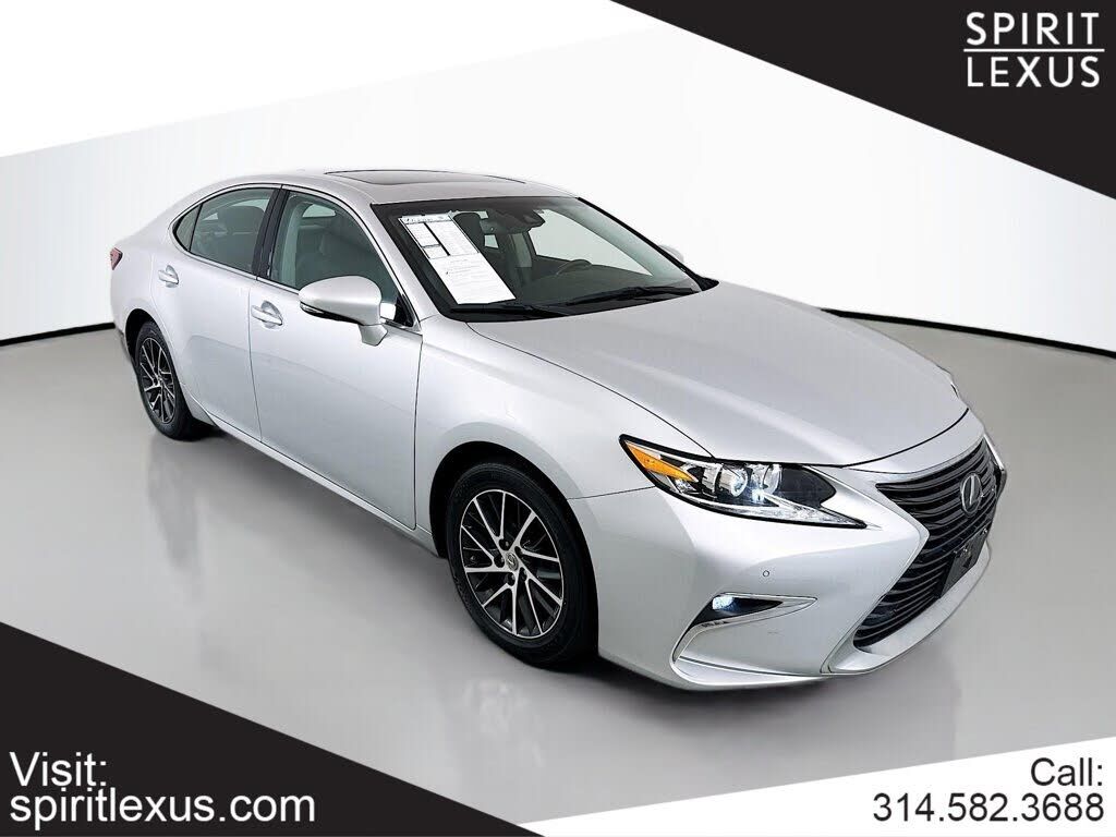 2017 LEXUS ES