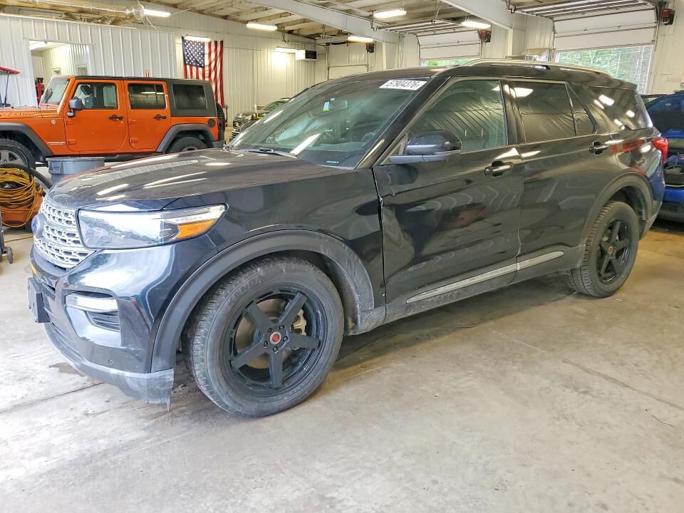 2020 FORD Explorer