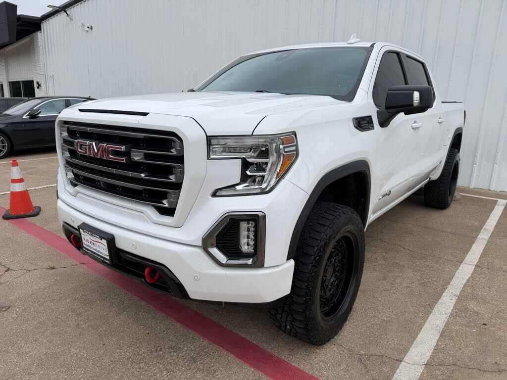2020 GMC Sierra
