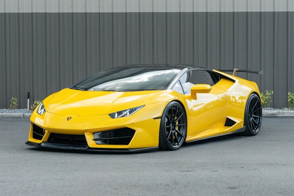 2017 LAMBORGHINI Huracan