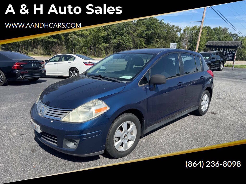 2009 NISSAN Versa