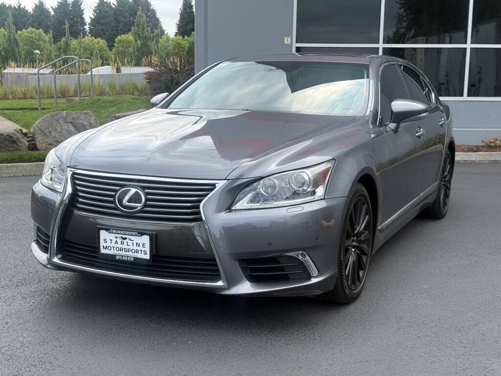 2013 LEXUS LS