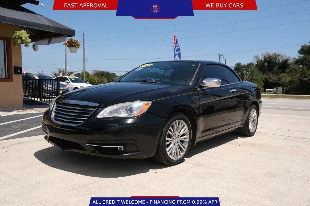 2011 CHRYSLER 200