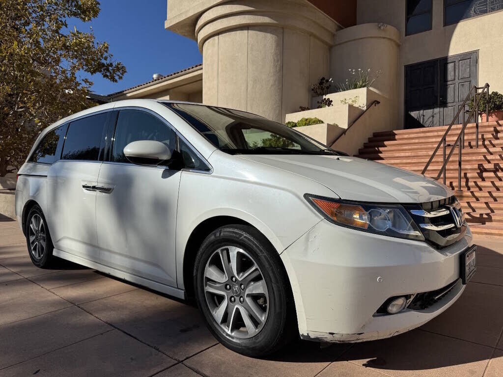 2014 HONDA Odyssey