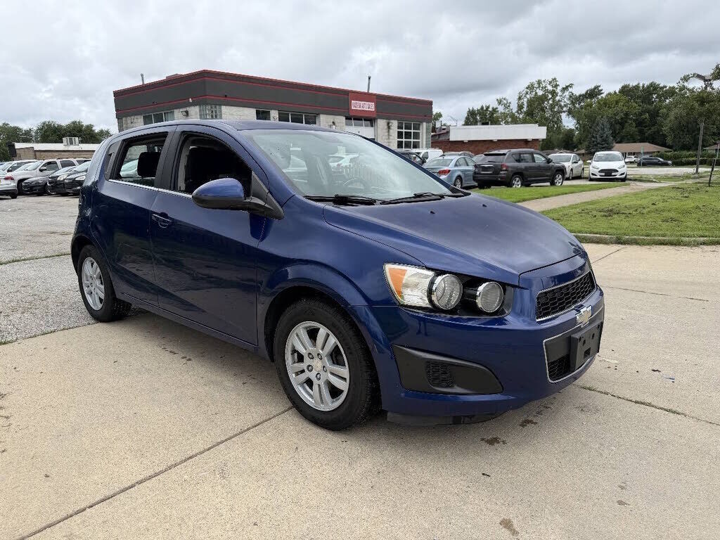 2013 CHEVROLET Sonic