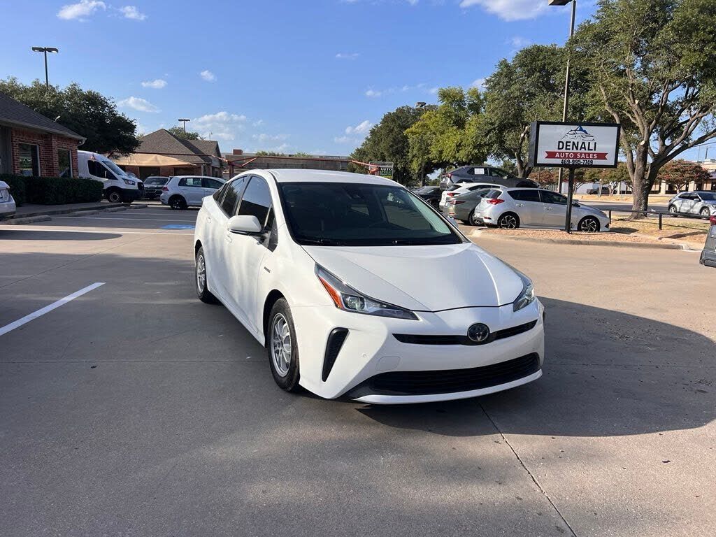2021 TOYOTA PRIUS