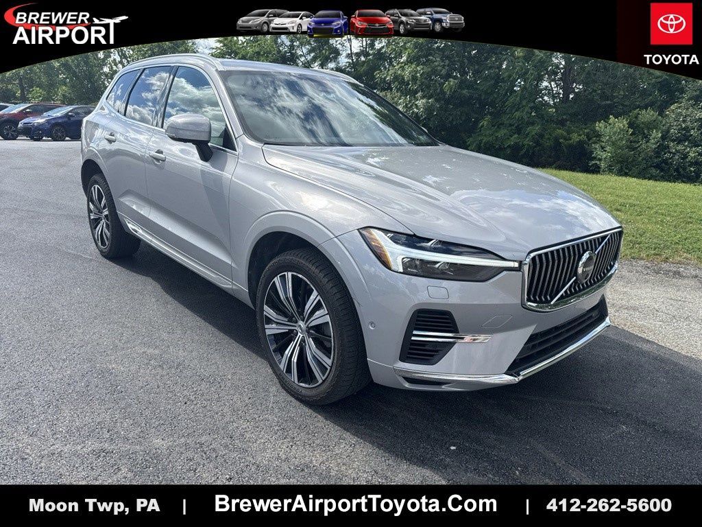 2022 VOLVO XC60