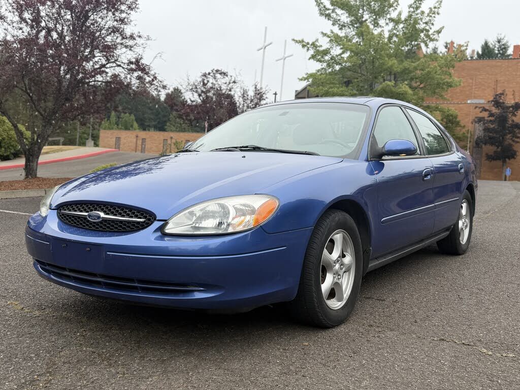 2002 FORD Taurus