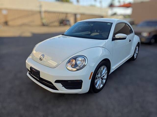 2017 VOLKSWAGEN Beetle