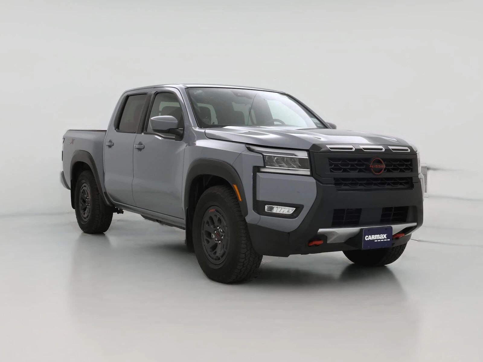 2025 NISSAN Frontier