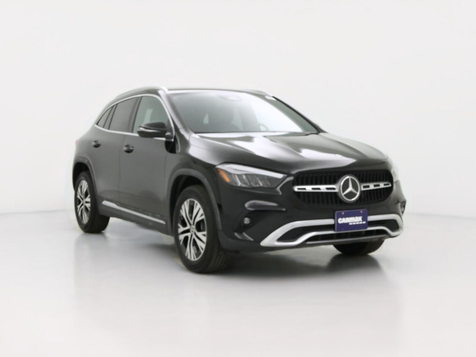 2025 MERCEDES-BENZ GLA-Class