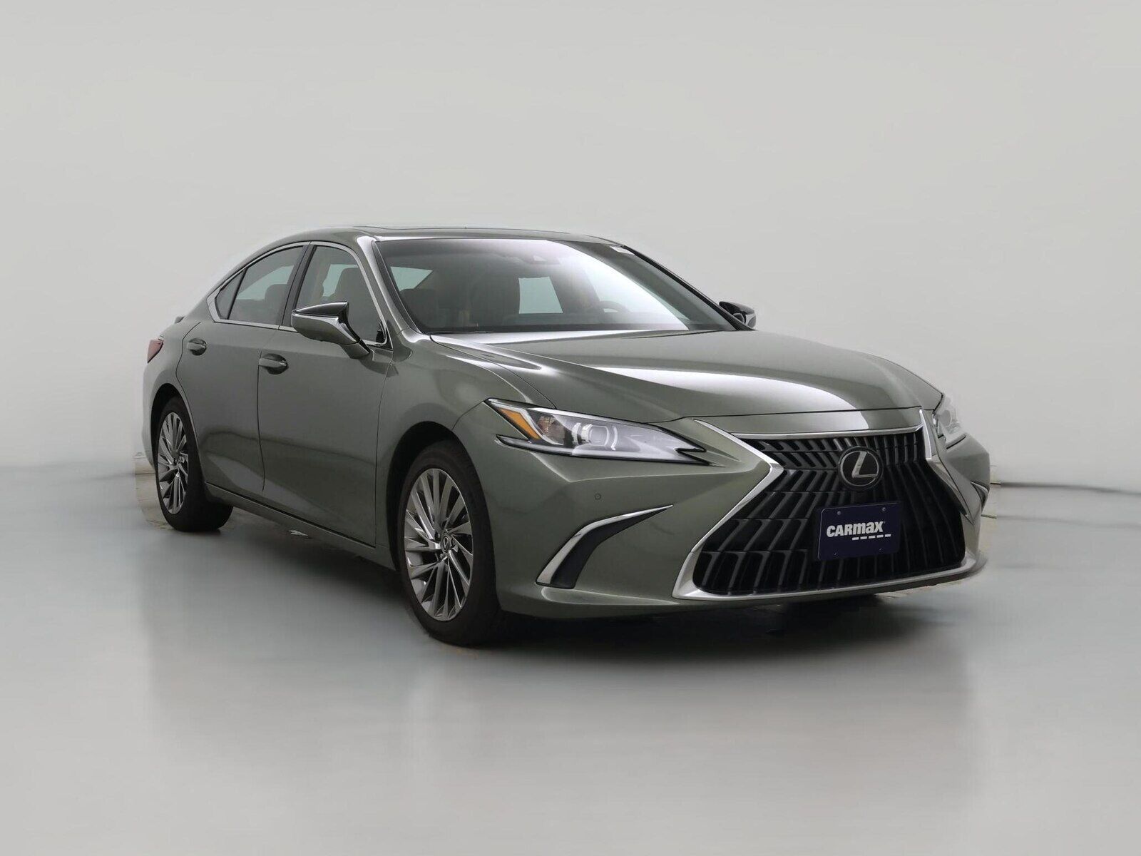 2024 LEXUS ES
