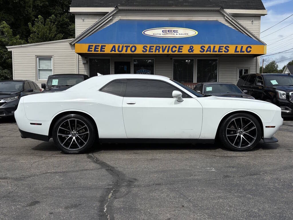 2016 DODGE Challenger