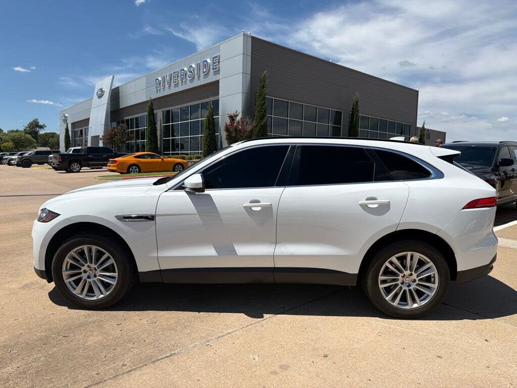 2018 JAGUAR F-Pace