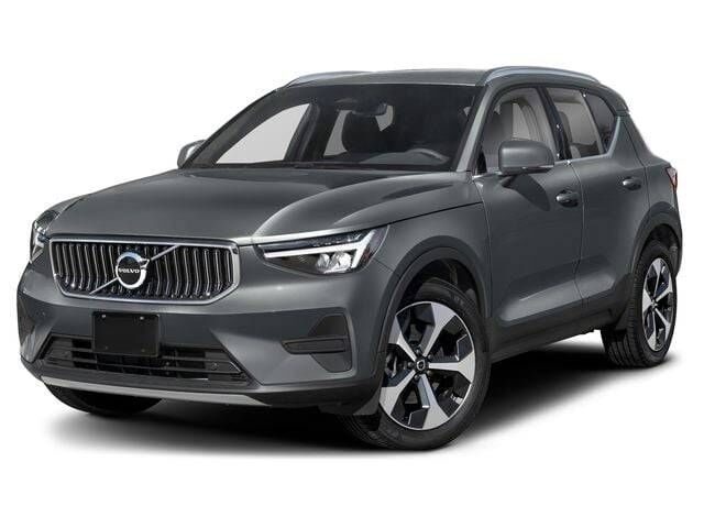 2024 VOLVO XC40