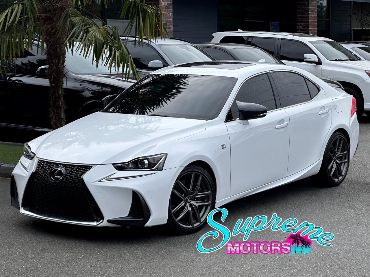 2019 LEXUS IS
