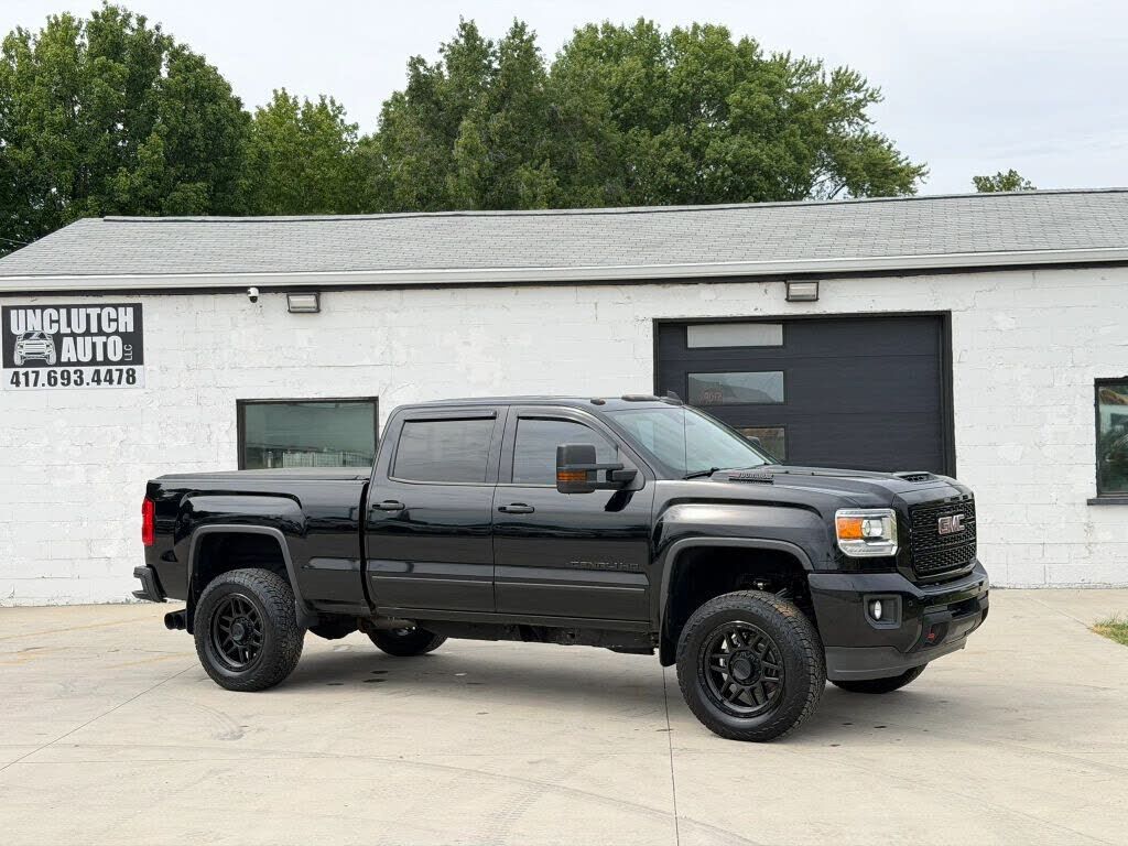 2017 GMC Sierra