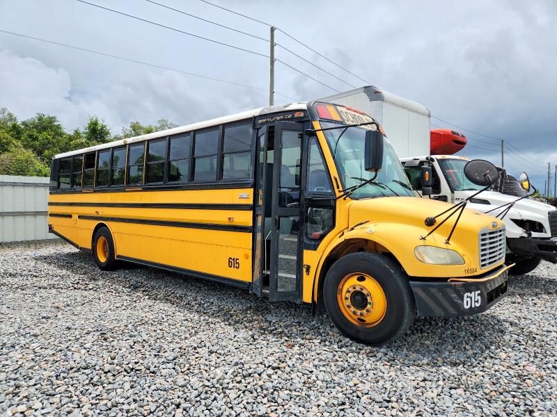 2009 FREIGHTLINER B2 Bus Chassis