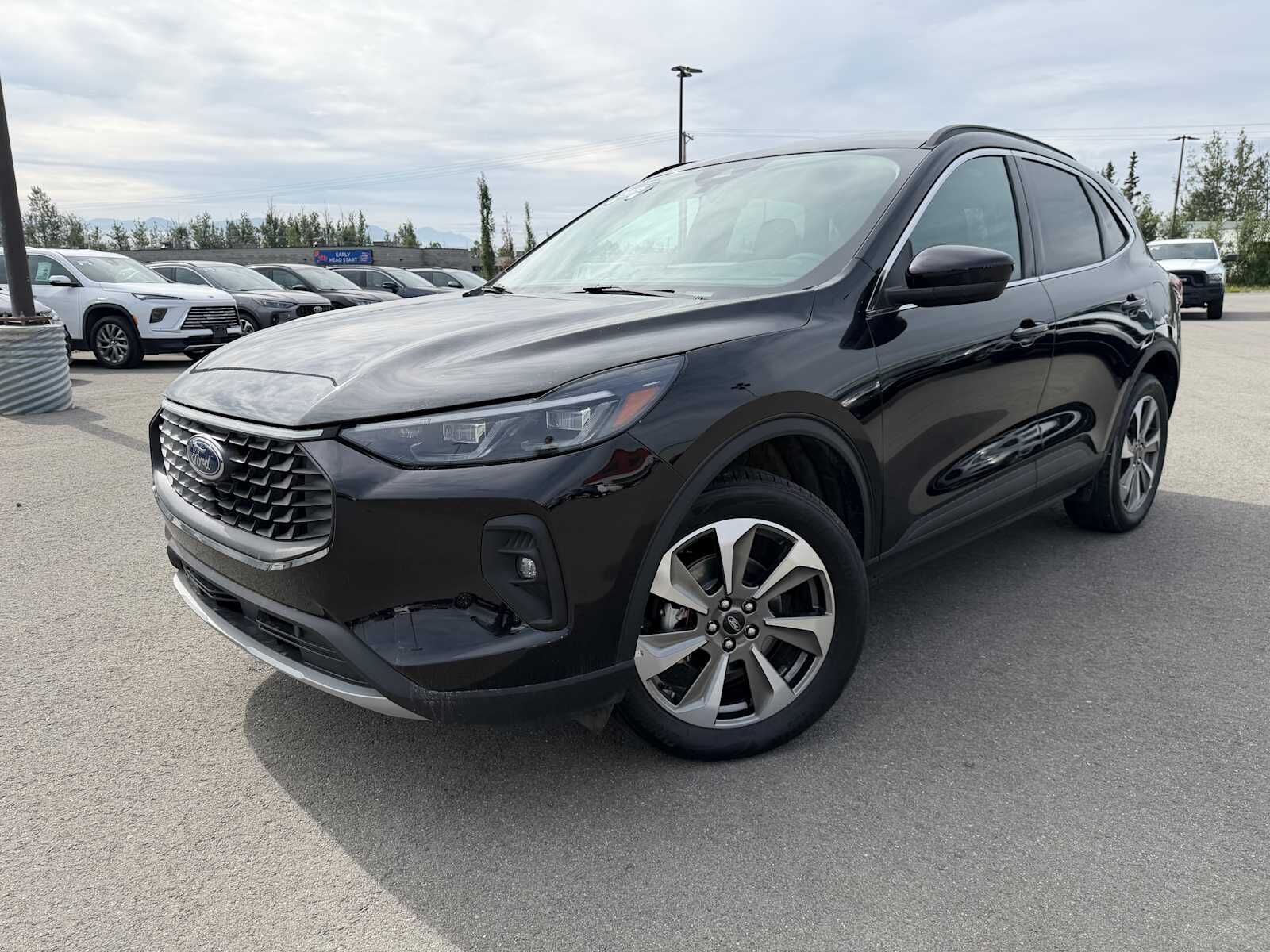 2025 FORD Escape