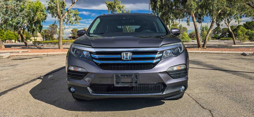 2017 HONDA Pilot