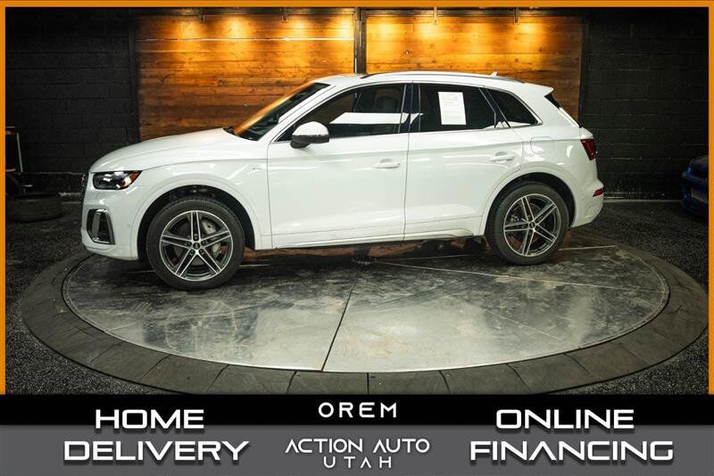 2022 AUDI Q5