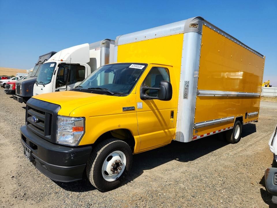 2023 FORD E-350