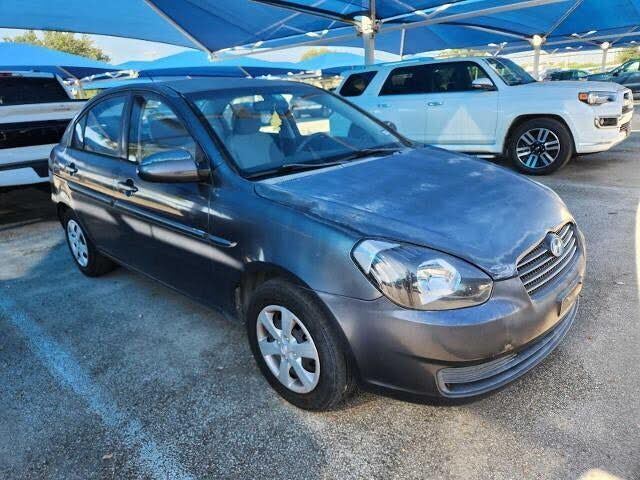 2009 HYUNDAI Accent