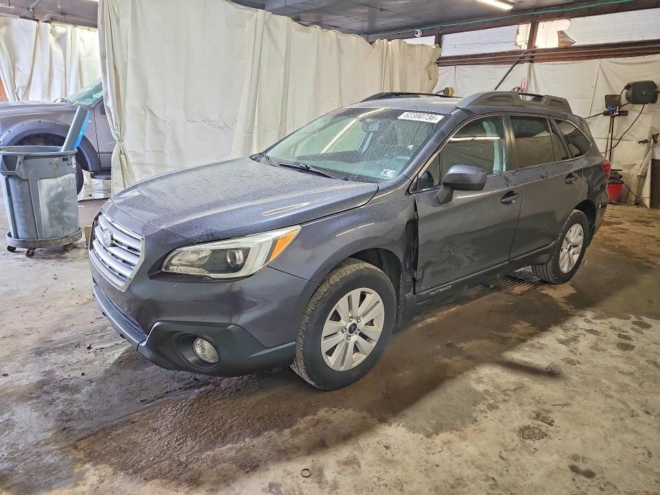 2015 SUBARU Outback