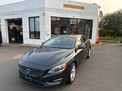 2015 VOLVO S60