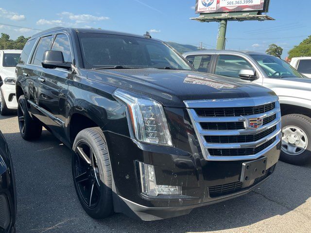 2017 CADILLAC Escalade