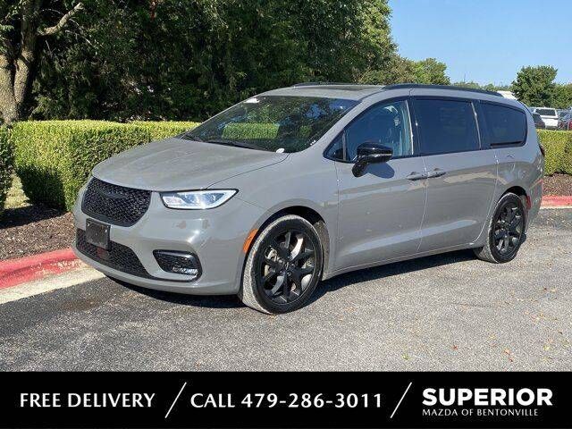 2025 CHRYSLER Pacifica