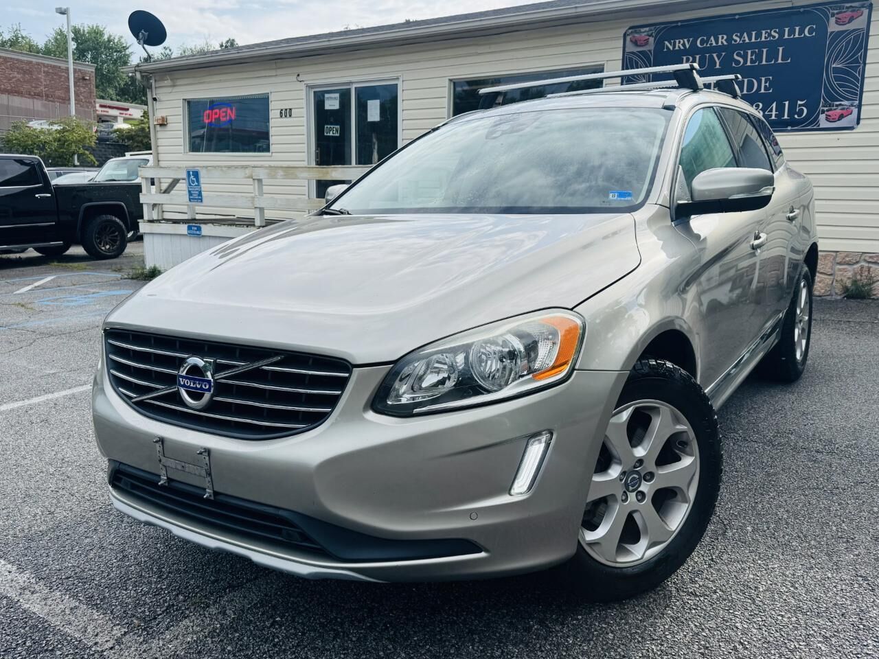 2016 VOLVO XC60