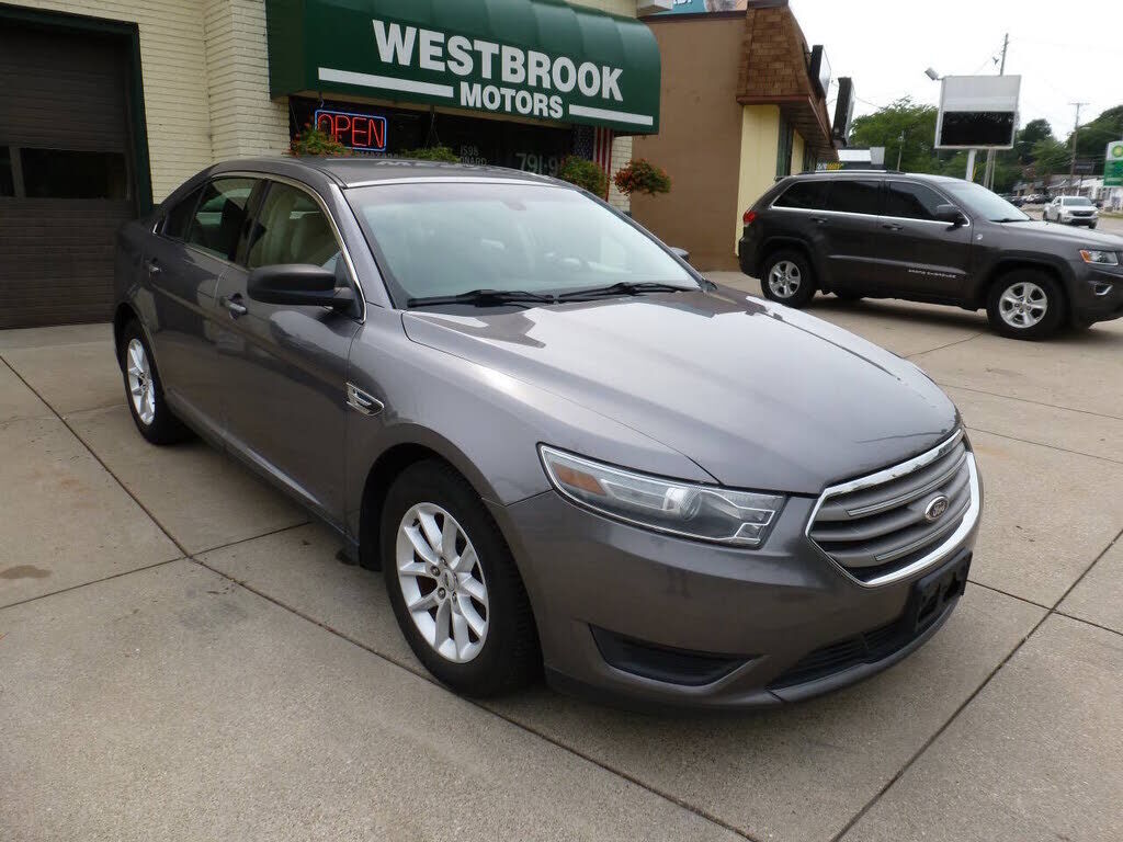 2014 FORD Taurus