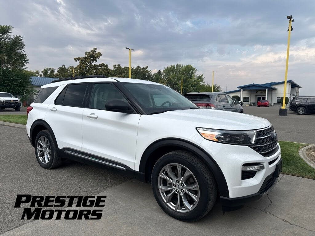 2022 FORD Explorer