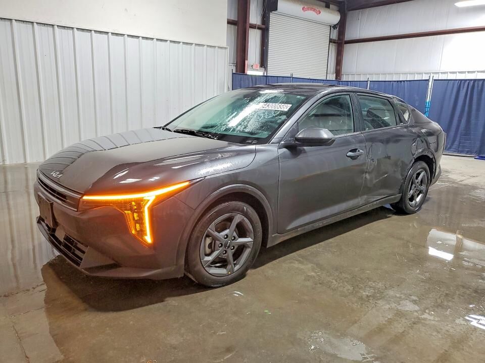 2025 KIA K4