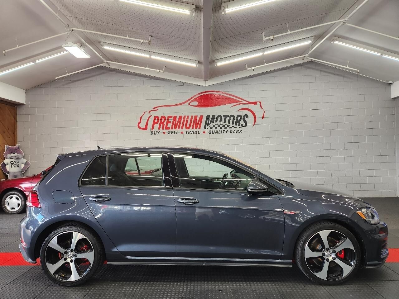 2018 VOLKSWAGEN Golf GTI