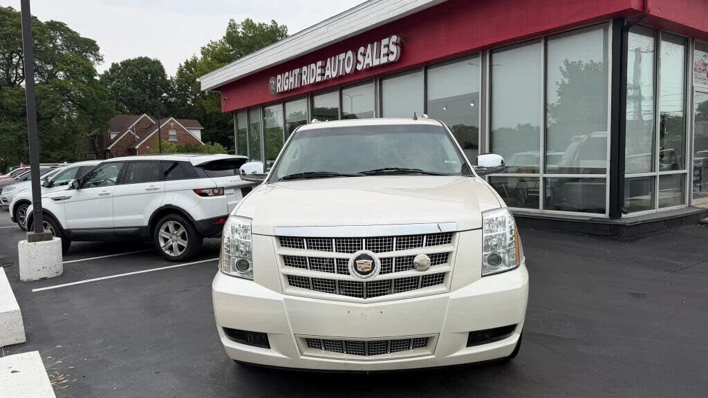 2012 CADILLAC Escalade