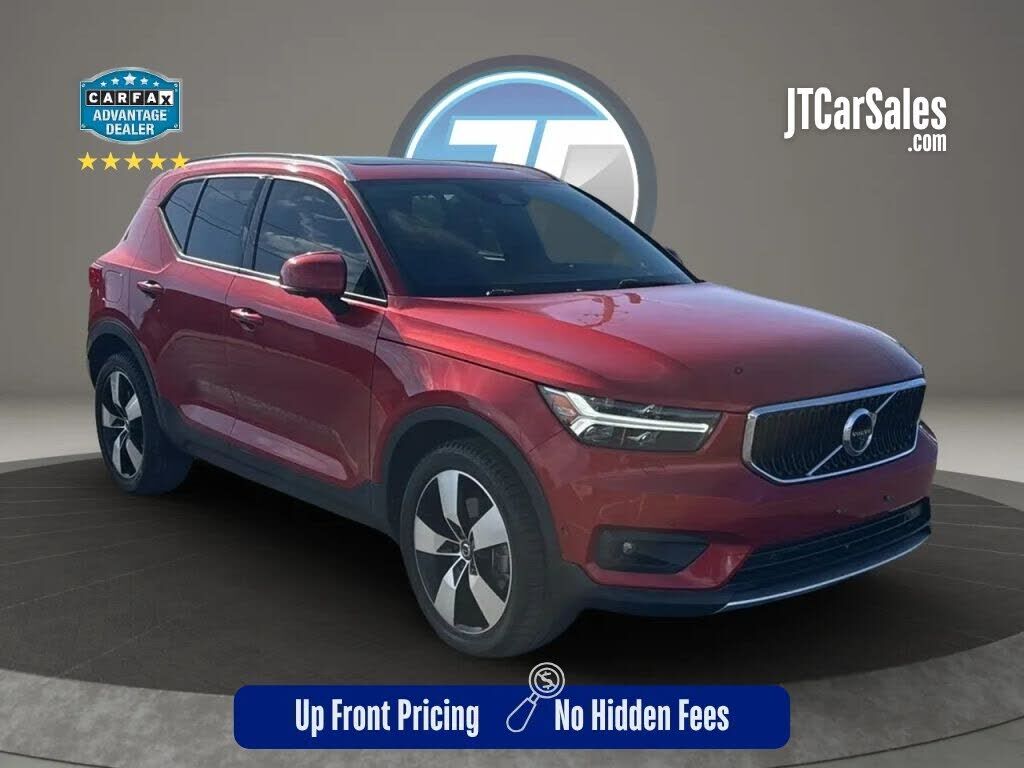 2019 VOLVO XC40