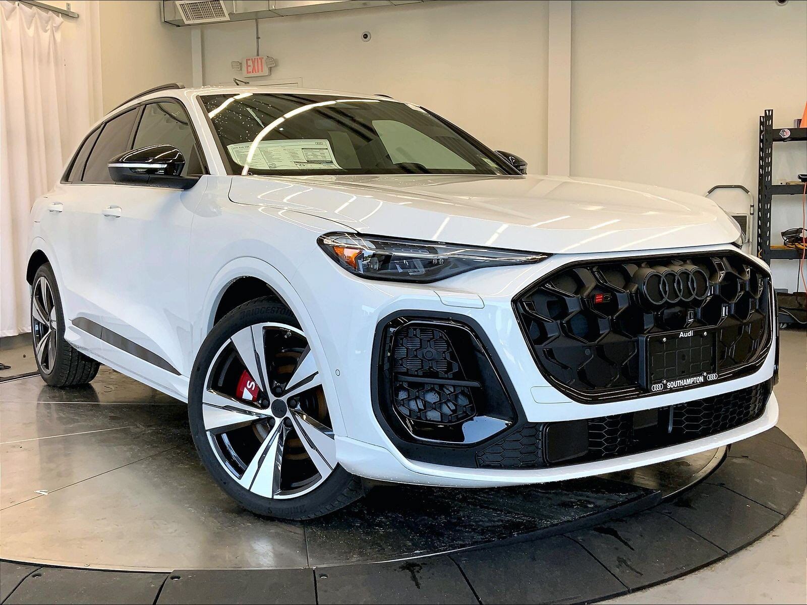 2026 AUDI SQ5