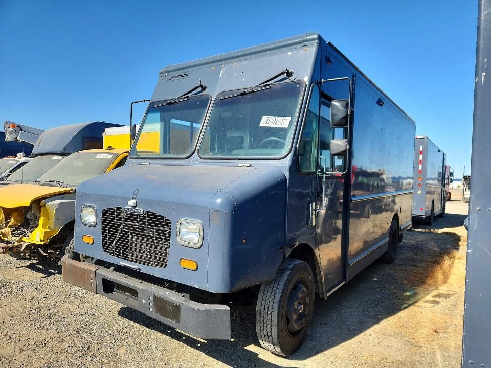 2020 FREIGHTLINER MT 45G Front Gasoline Engine Walk in Van Chassis
